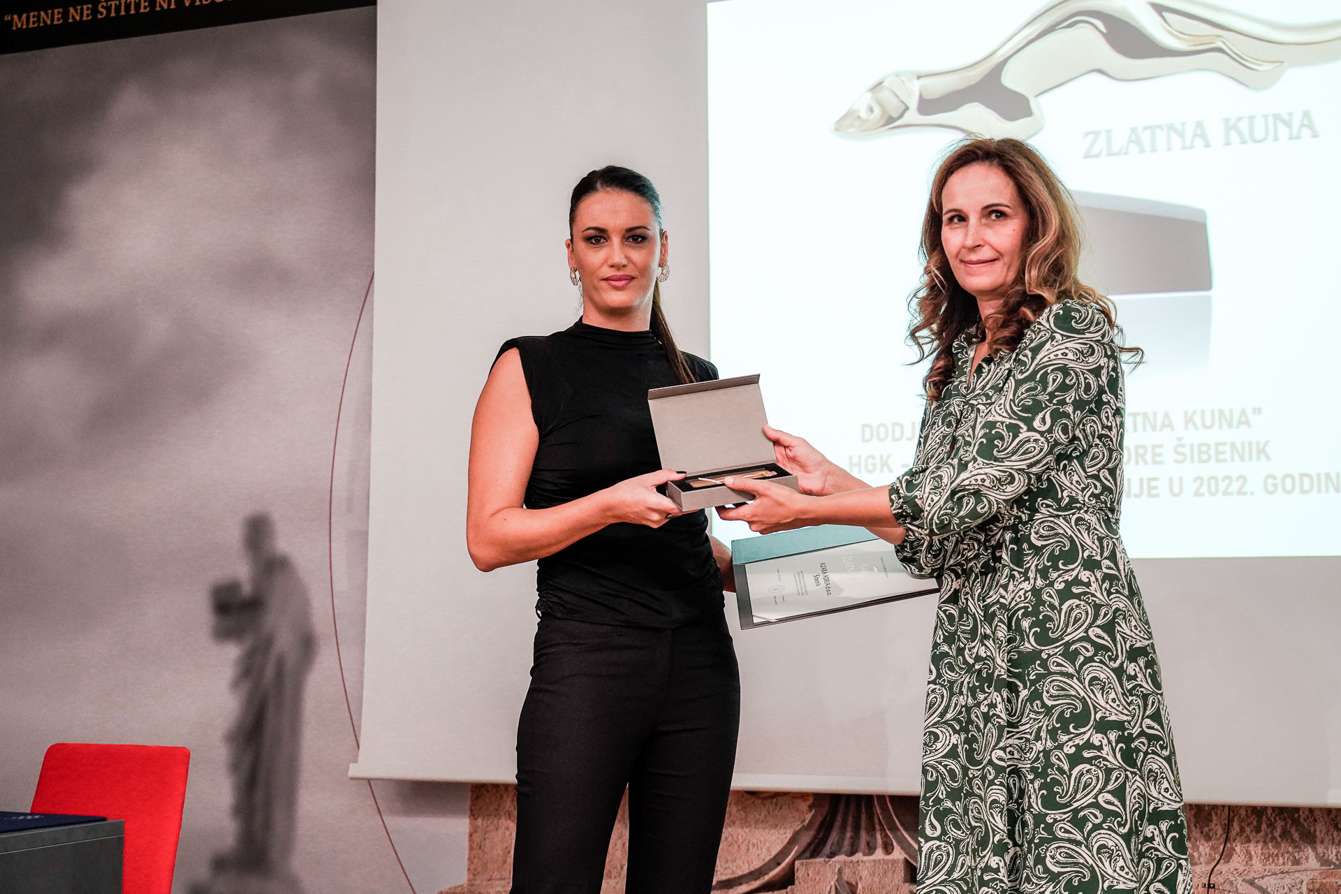 Anita Gulin Šuša, Magda Lakoš-Mioč.jpg