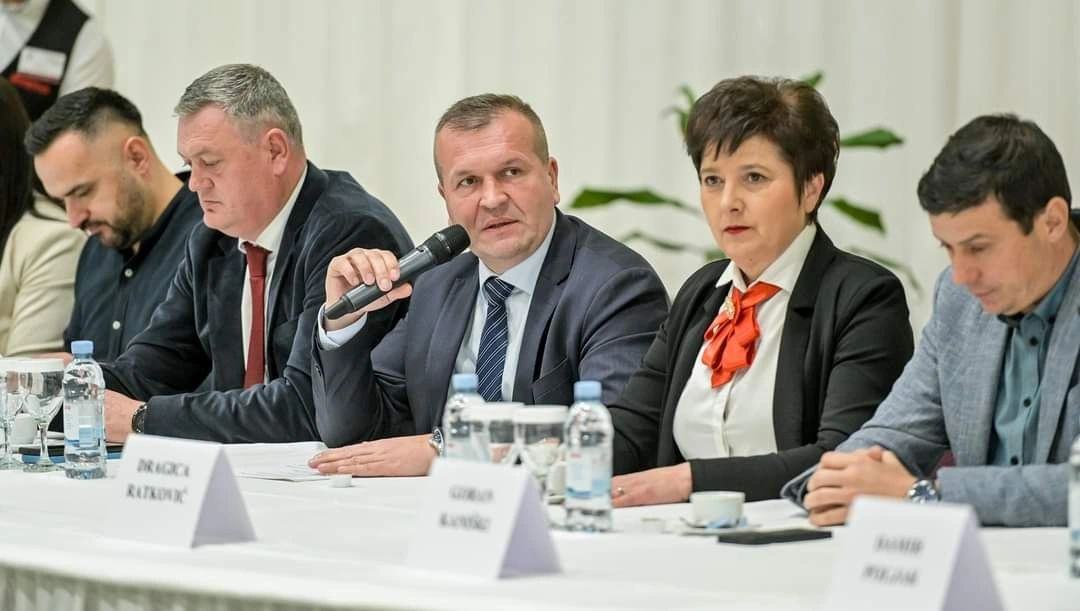 Delegacija Hercegbosanske županije3.jpg
