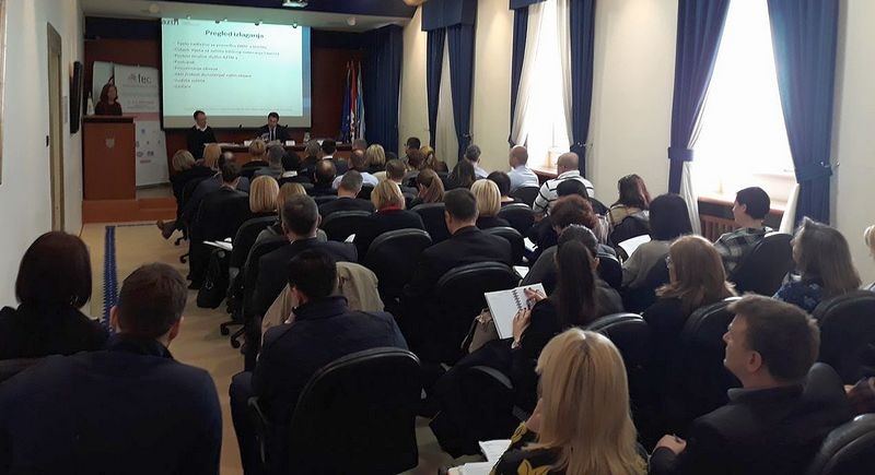 HGK ZK Rijeka sudionici predavanja Zakon o zabrani nepostenih trgovackih praksi u trgovini hranom slika 3.jpg