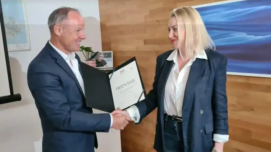 Joze Toma&scaron; i Monika Bezmalinović.jpg