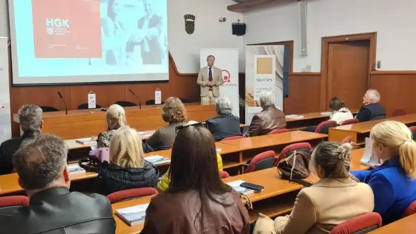 ŽK Split posjetilo izaslanstvo1.jpg