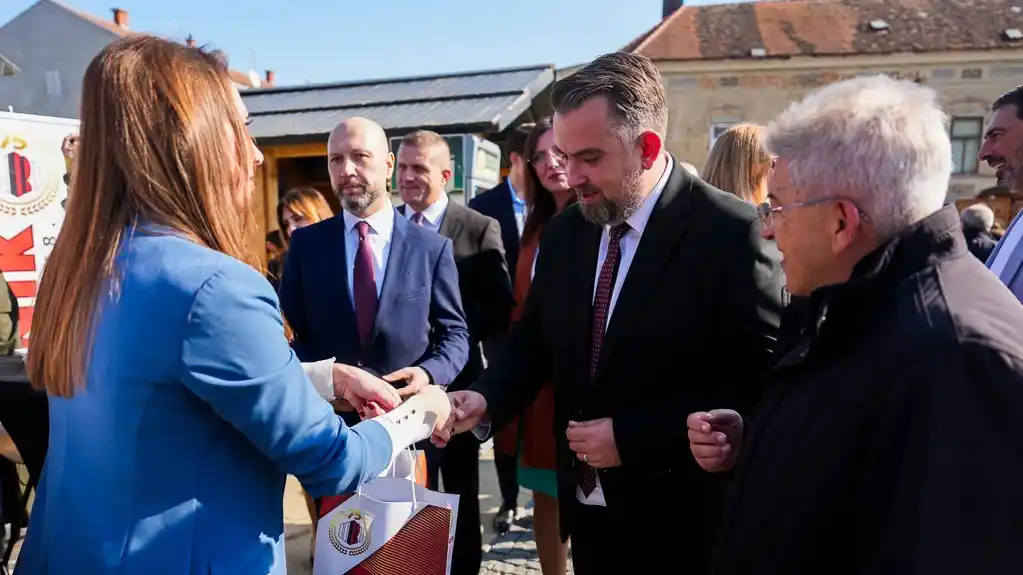 Obrtnicki_i_gospodarski_sajam_KŽ_web_Radnik.jpg