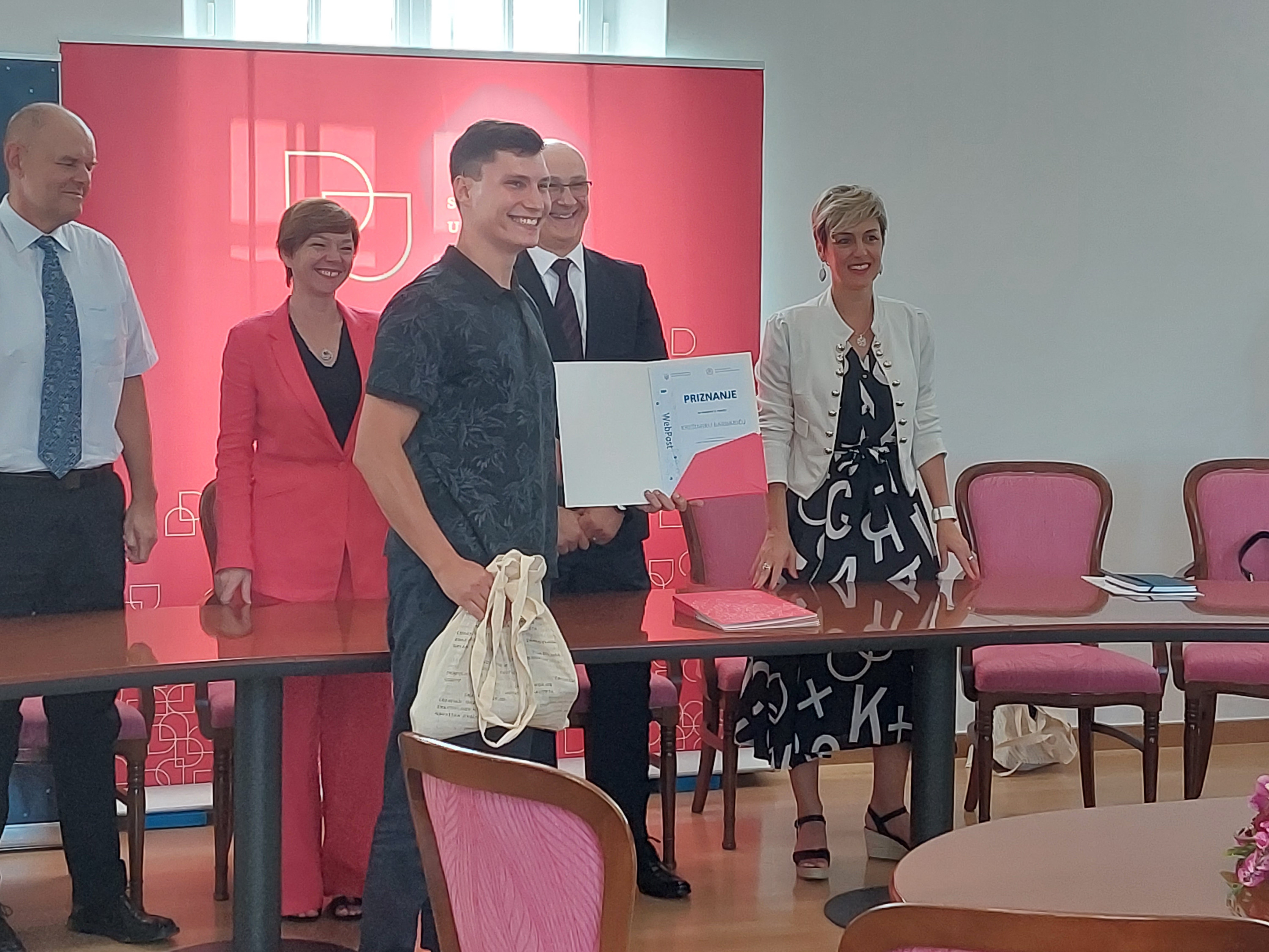 prvo mjesto.jpg