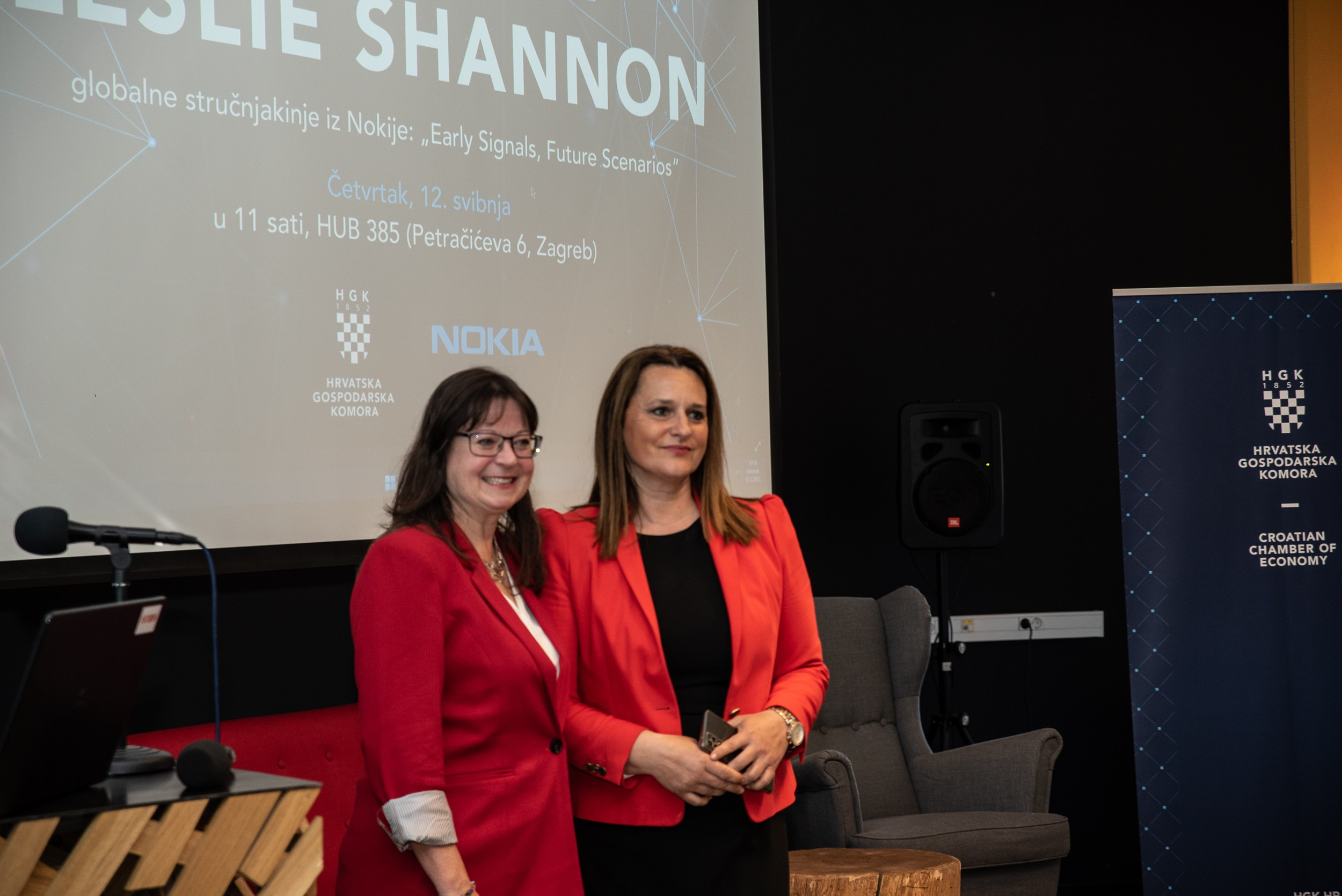 Tajana Kesić Šapić i Leslie Shannon.jpg